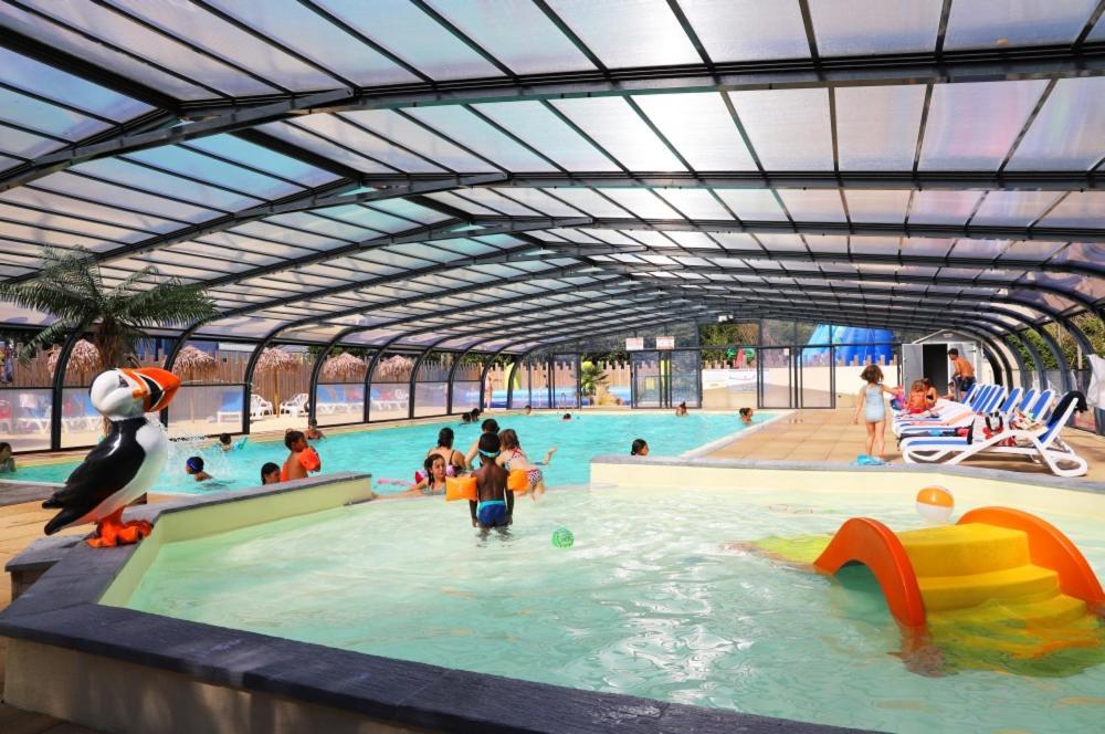 Camping De L'Etang Du Pays Blanc ゲランド エクステリア 写真